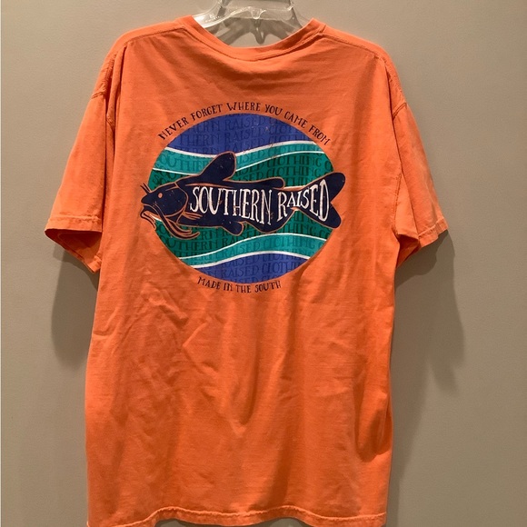 Southern Raised | Graphic T-Shirt - Picture 4 of 4